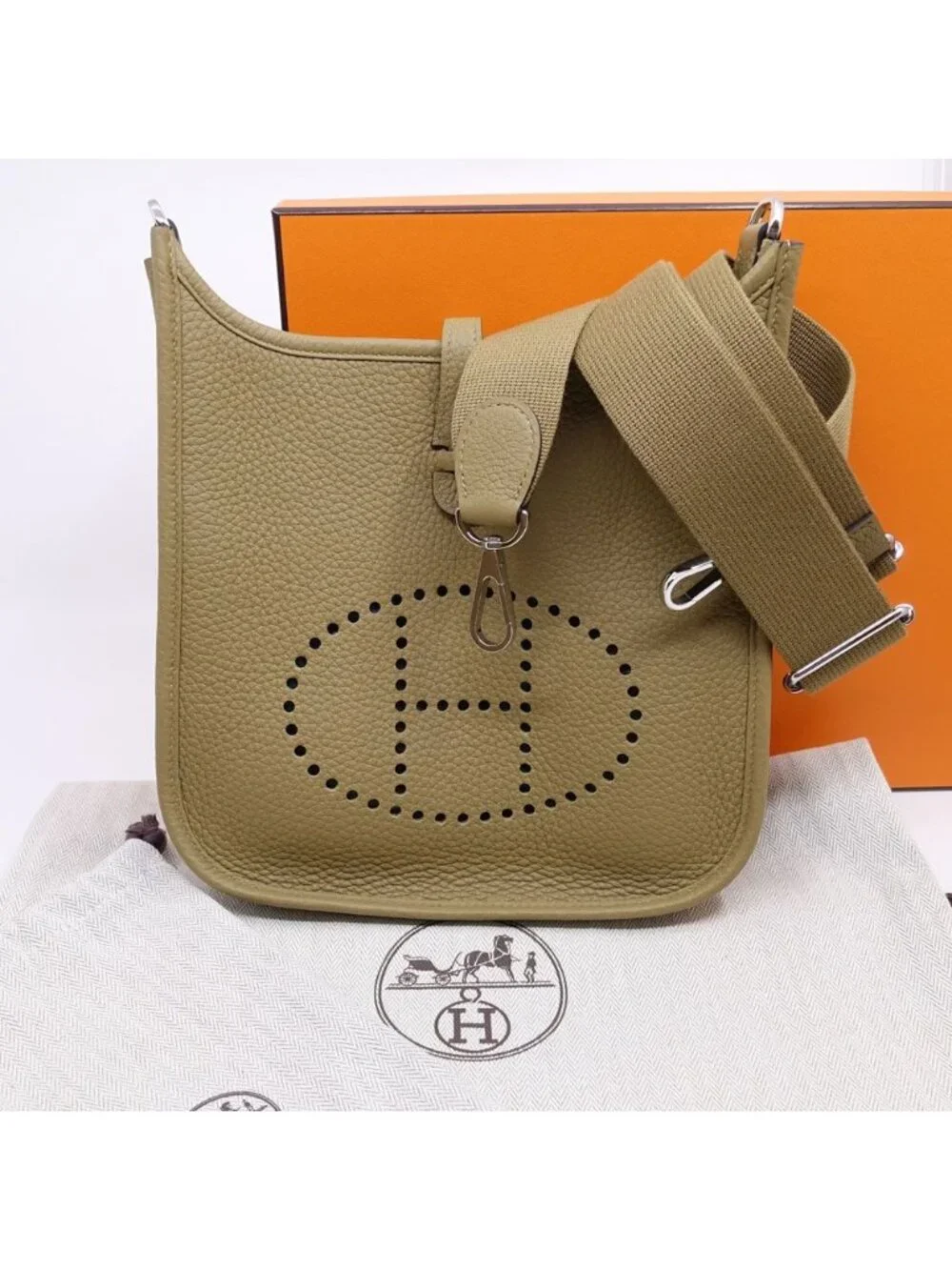 Hermes Evelyne 23 Construction Dune Taurillon Clemence Shoulder